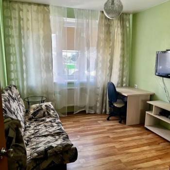 Сдается Многокомнатная квартира, 90 м²