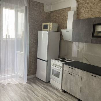 Сдается 1-комнатная квартира, 39 м²