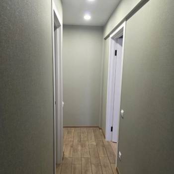Продается 1-комнатная квартира, 32 м²