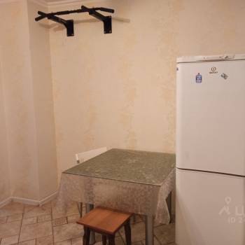 Сдается 1-комнатная квартира, 38 м²