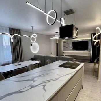 Сдается Многокомнатная квартира, 140 м²