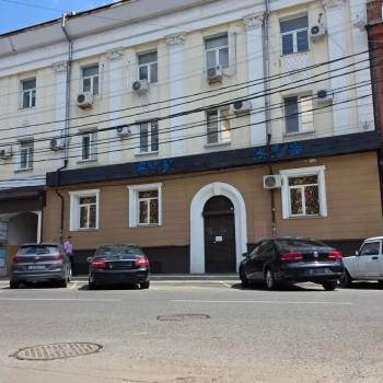 Сдается Нежилое помещение, 300 м²