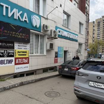 Сдается Нежилое помещение, 177 м²