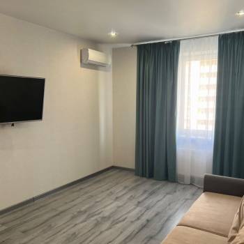 Продается 1-комнатная квартира, 38,4 м²