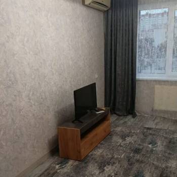 Продается 1-комнатная квартира, 36 м²