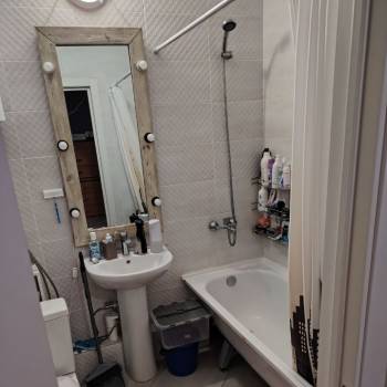 Продается 1-комнатная квартира, 38 м²