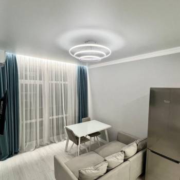 Продается 1-комнатная квартира, 35 м²