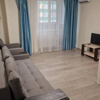 Сдается 1-комнатная квартира, 41 м²