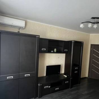 Сдается 1-комнатная квартира, 39 м²