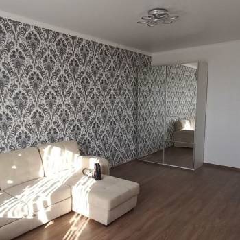 Сдается 1-комнатная квартира, 50 м²