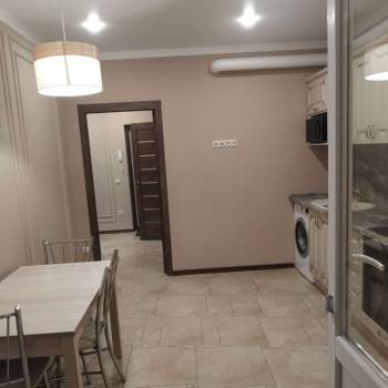 Сдается 1-комнатная квартира, 47 м²