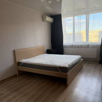 Сдается 1-комнатная квартира, 46,5 м²