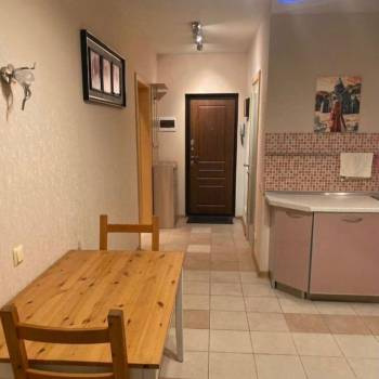 Сдается 1-комнатная квартира, 46 м²
