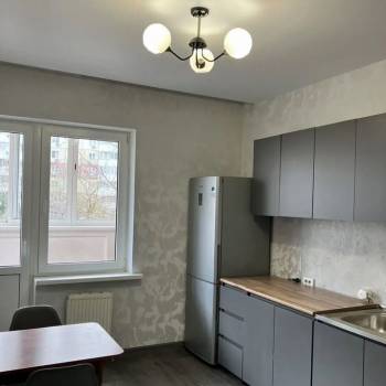 Сдается 2-х комнатная квартира, 58 м²