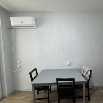 Продается 1-комнатная квартира, 38,1 м²
