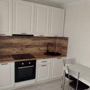 Сдается 1-комнатная квартира, 39 м²