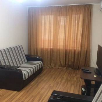 Сдается 1-комнатная квартира, 39 м²