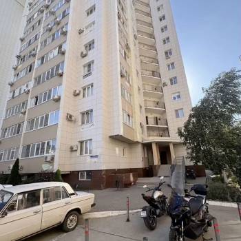 Продается 1-комнатная квартира, 36 м²