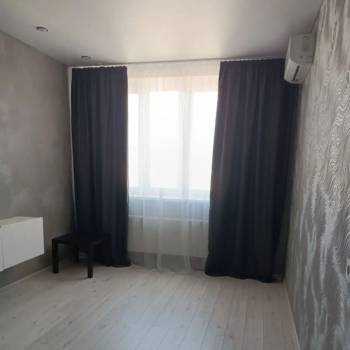 Сдается 1-комнатная квартира, 39 м²