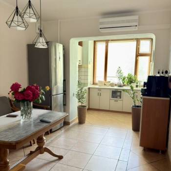 Продается 3-х комнатная квартира, 99 м²