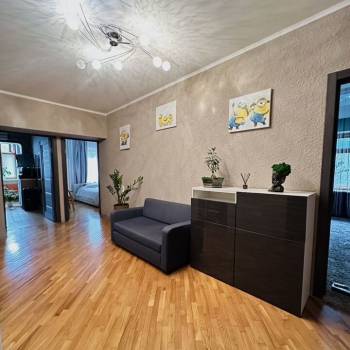 Продается 3-х комнатная квартира, 99 м²