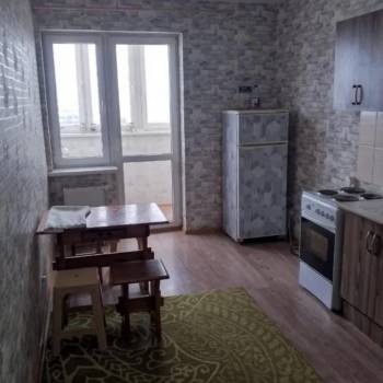 Сдается 1-комнатная квартира, 39 м²