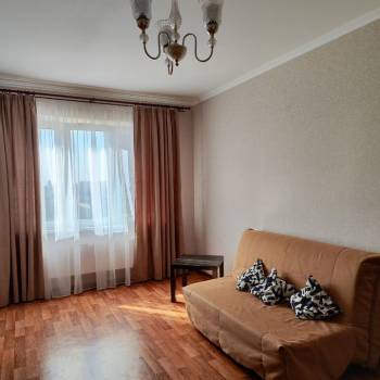 Сдается 1-комнатная квартира, 35 м²