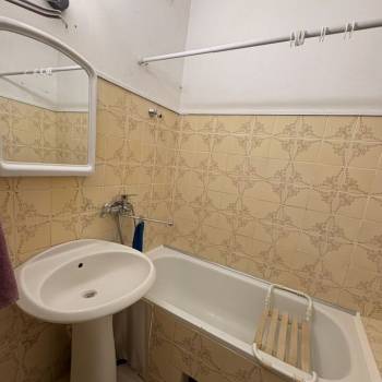 Сдается 1-комнатная квартира, 45 м²