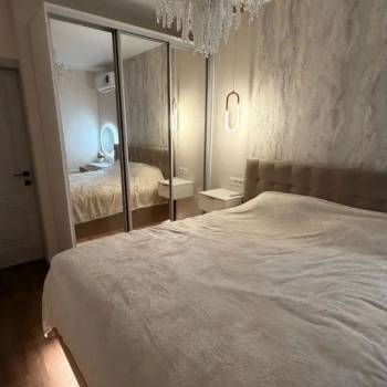 Продается 2-х комнатная квартира, 56 м²