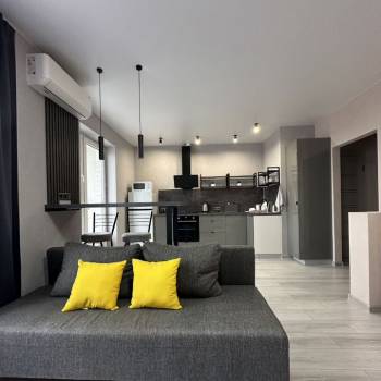 Продается 1-комнатная квартира, 33,6 м²