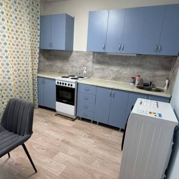 Продается 1-комнатная квартира, 38 м²