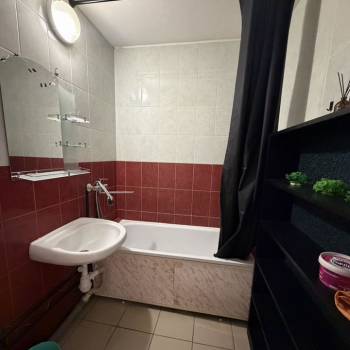 Продается 1-комнатная квартира, 38 м²