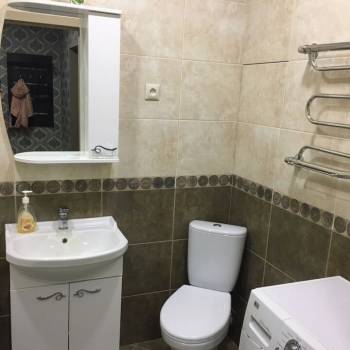 Сдается 1-комнатная квартира, 42 м²