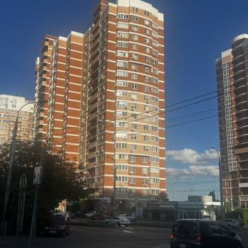 Сдается 1-комнатная квартира, 47 м²