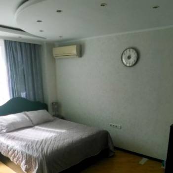 Продается 1-комнатная квартира, 52 м²