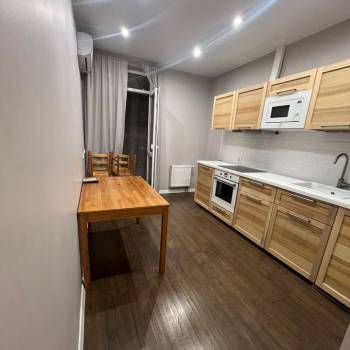 Сдается 1-комнатная квартира, 40 м²