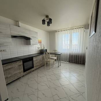 Сдается 2-х комнатная квартира, 68 м²