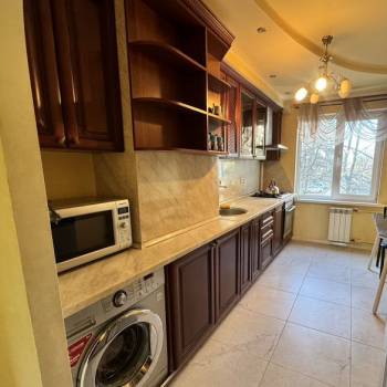 Продается Многокомнатная квартира, 72 м²