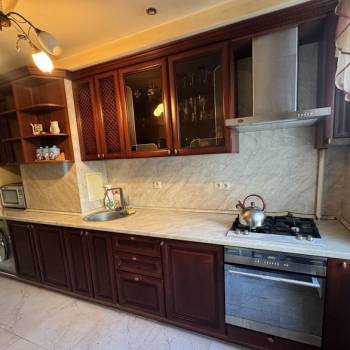 Продается Многокомнатная квартира, 72 м²