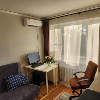 Продается 1-комнатная квартира, 30 м²