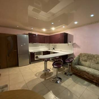 Продается 2-х комнатная квартира, 73 м²
