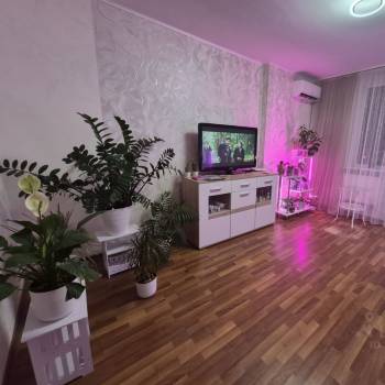 Продается 3-х комнатная квартира, 77 м²
