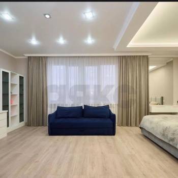 Продается Многокомнатная квартира, 205,7 м²