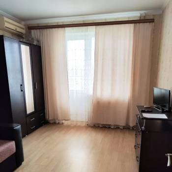 Сдается 1-комнатная квартира, 37 м²