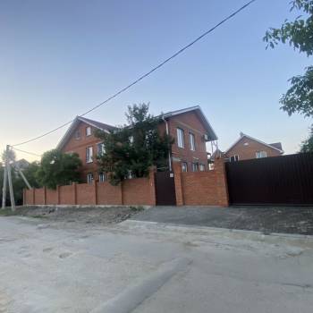 Сдается Дом, 388 м²