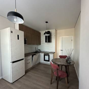 Сдается 1-комнатная квартира, 37,5 м²