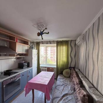 Сдается 1-комнатная квартира, 39 м²