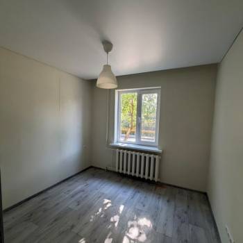 Продается 3-х комнатная квартира, 58 м²
