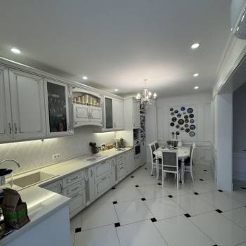 Продается 3-х комнатная квартира, 80 м²
