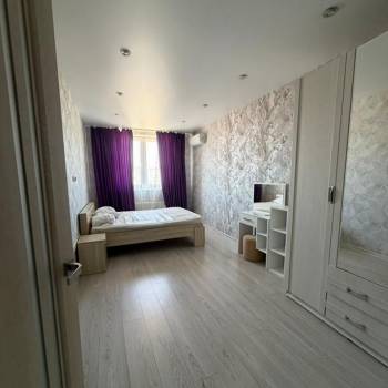 Сдается 1-комнатная квартира, 43 м²